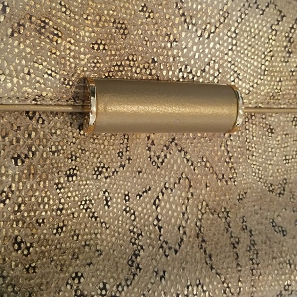 BCBG Max Azria clutch - Picture 2 of 8